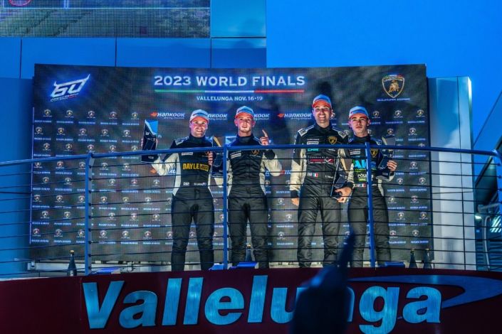 PODIUM 2023 LORIS CABIROU