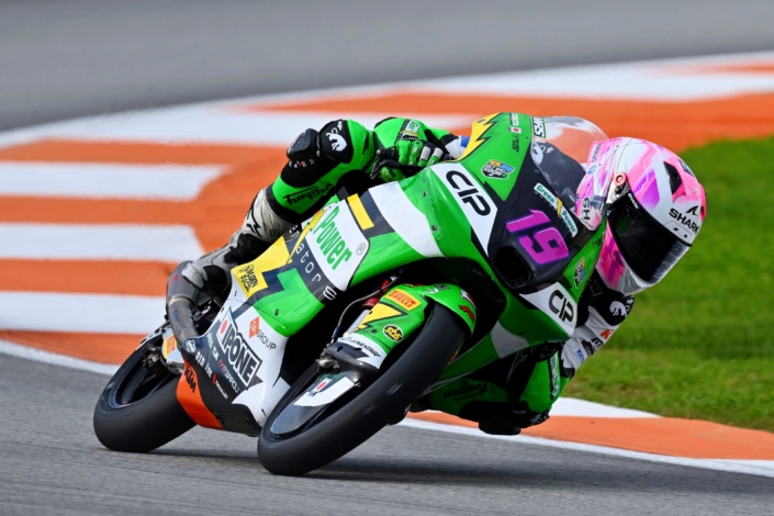 ADRIAN CRUCES CIP GREEN POWER 2025